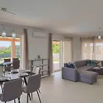 Enjoy بيت للعطل *