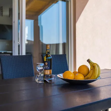 Enjoy Σπίτι διακοπών Πούλα