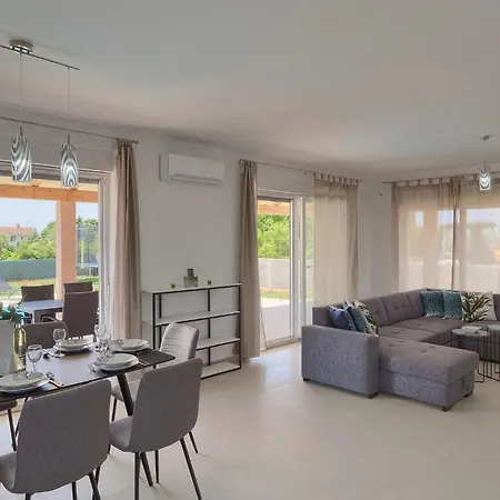 Enjoy Holiday home *