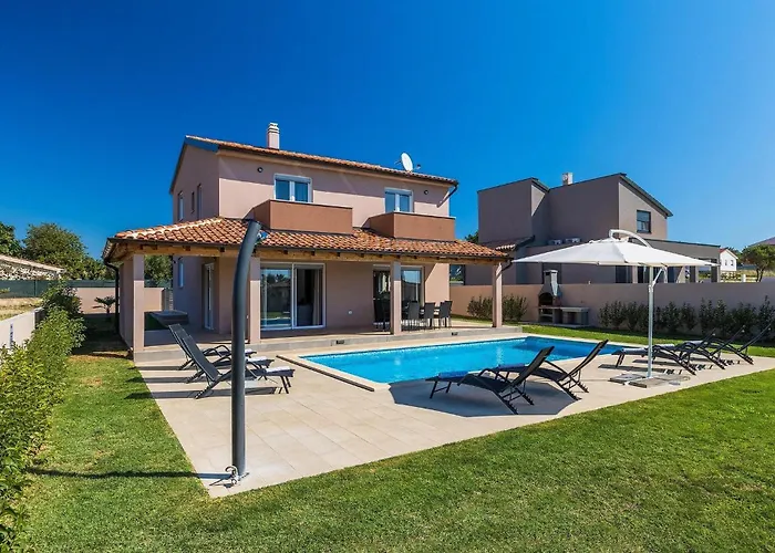 Сasa de vacaciones Enjoy Pula